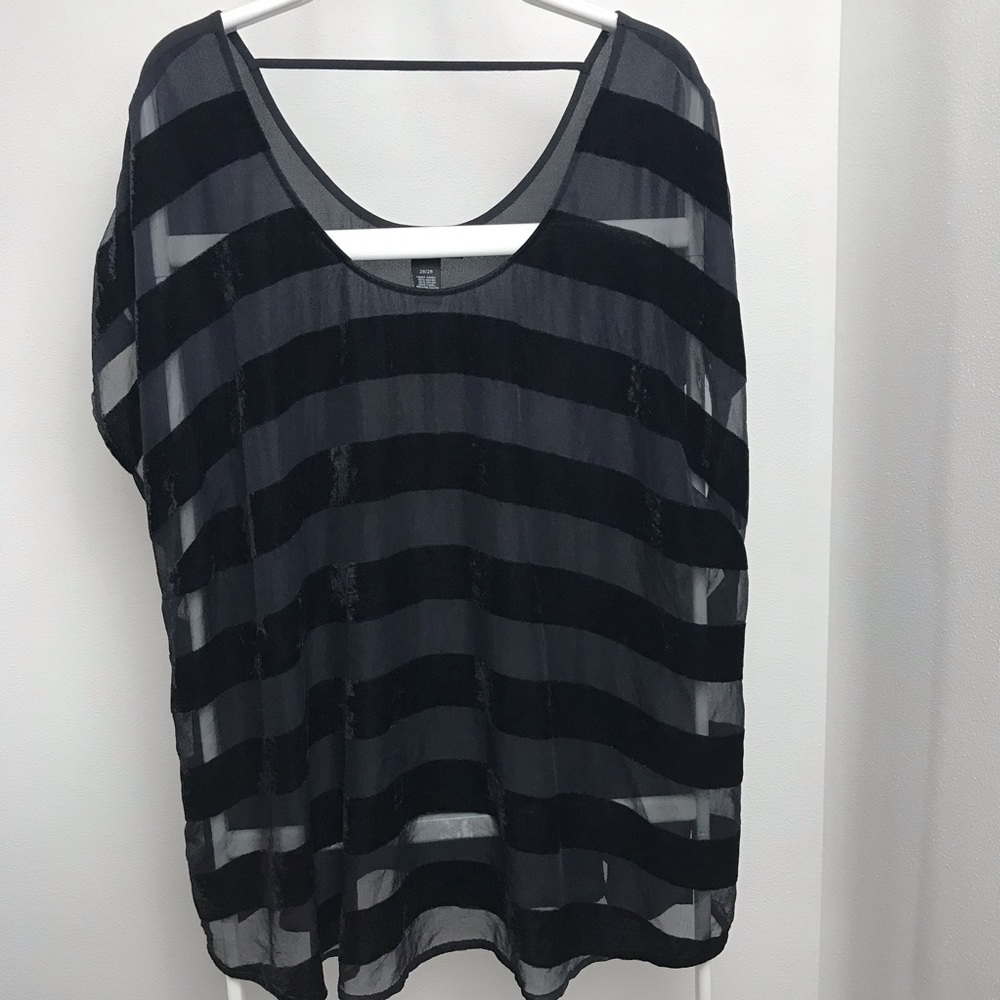 Lane Bryant Plus Size Black Sheer Top-26/28 - Picture 4 of 7